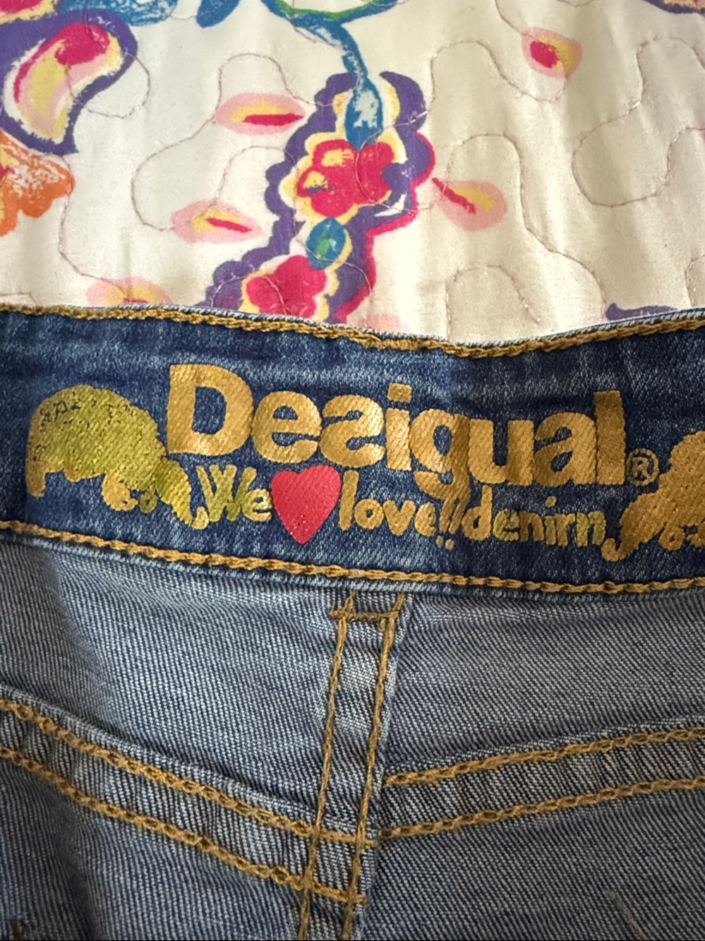 Desigual Vintage-Inspired Denim and Print Mini Skirt Size: EUR 38 (8) - Picture 10 of 12